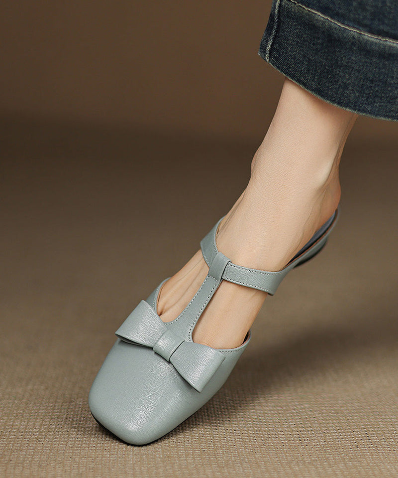 Graceful Orthopedic Sandals for Modern Look