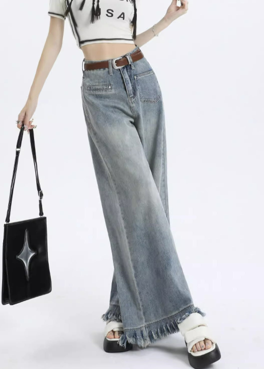 Sophisticated Pants with a Clean Classic Look