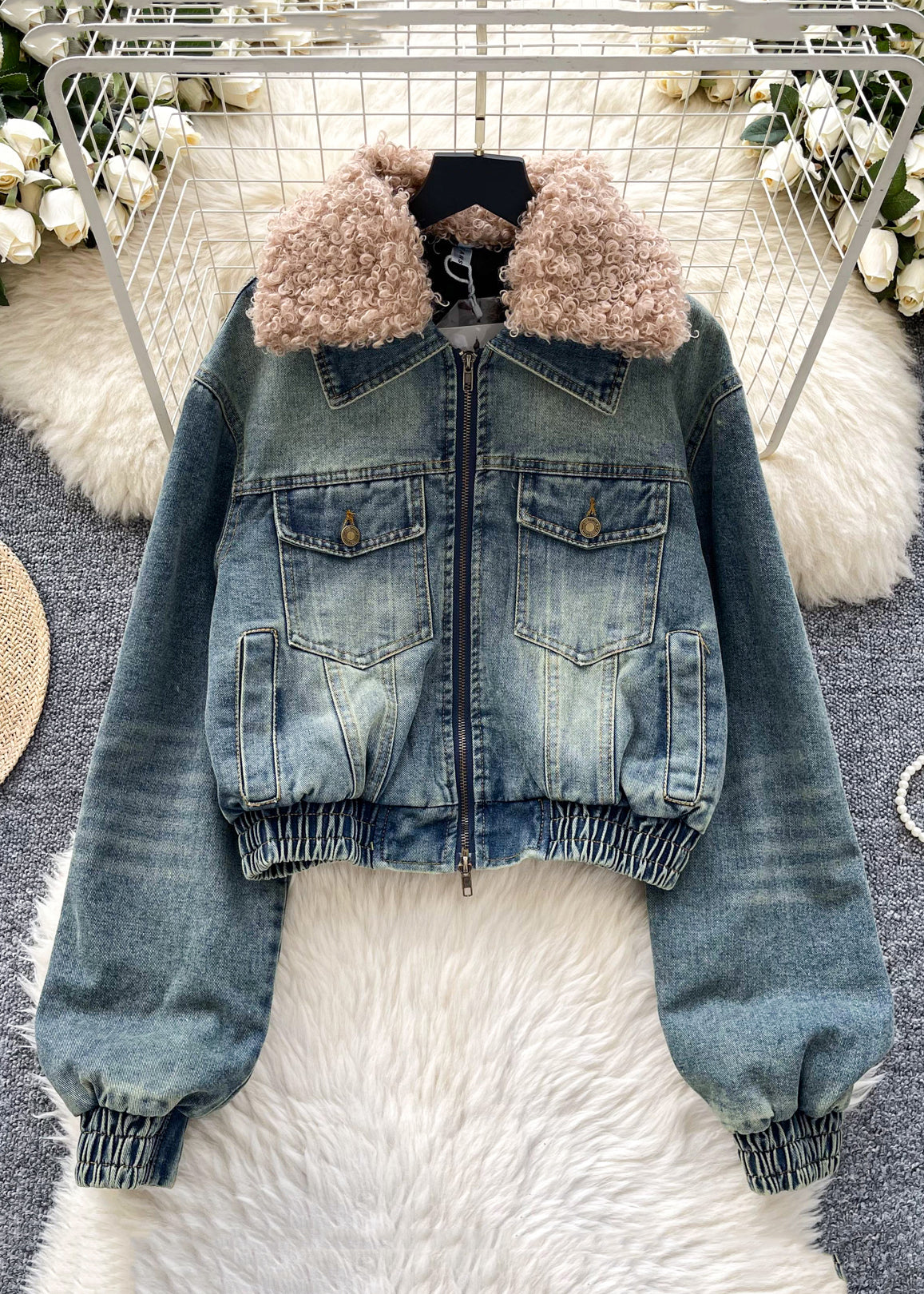 Beautifully Finished Coat in a Timeless Design