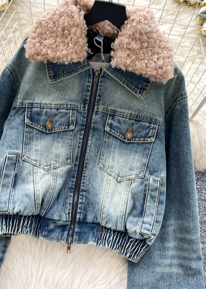 Beautifully Finished Coat in a Timeless Design
