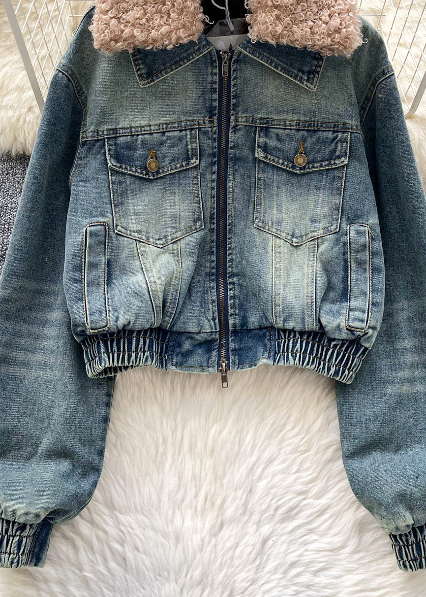 Beautifully Finished Coat in a Timeless Design