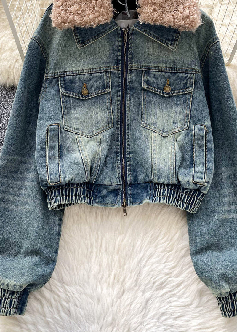 Beautifully Finished Coat in a Timeless Design