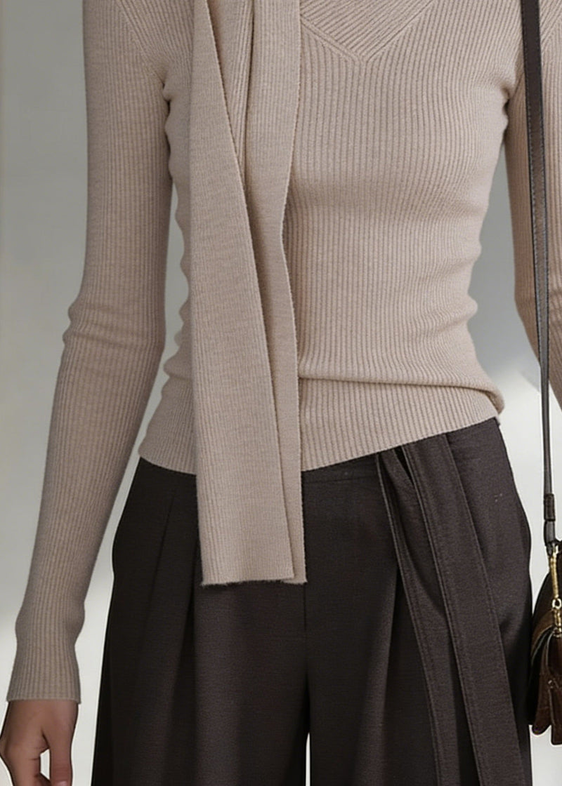 Well Tailored Sweater with a Graceful Silhouette