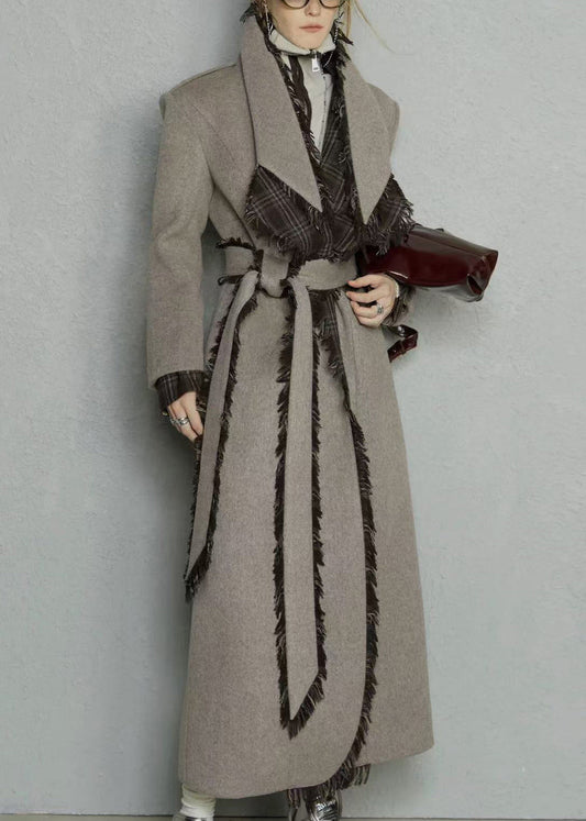 Classic Vintage Coat with a Flattering Fit