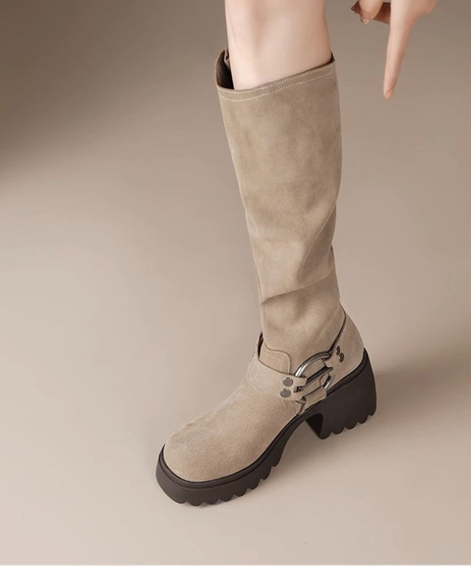 Graceful Orthopedic Boots for Modern Look