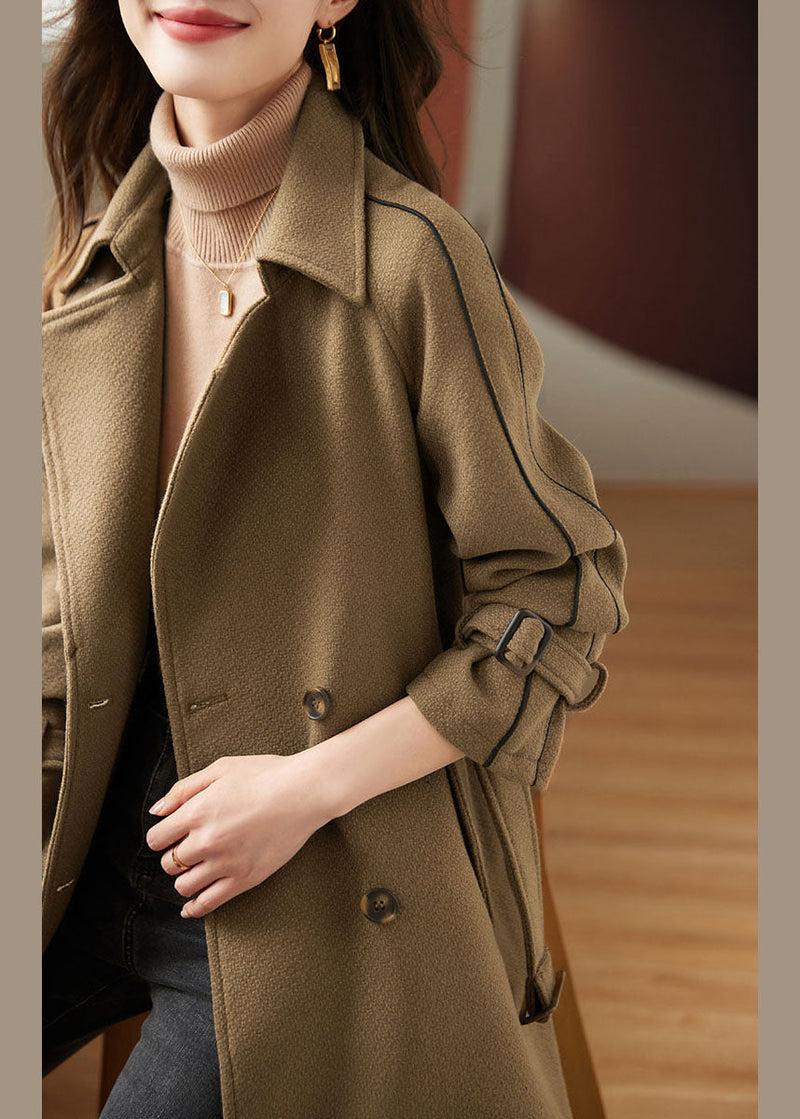 Elegantly Styled Coat for Everyday Wear
