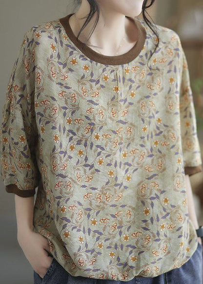 A Vintage Style Shirt with Delicate Timeless Details