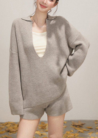 Sophisticated Garment with a Clean Classic Look