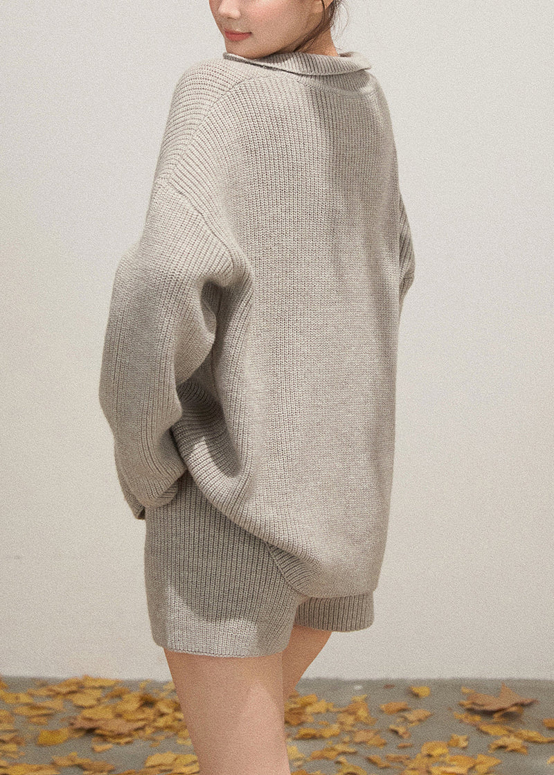 Sophisticated Garment with a Clean Classic Look