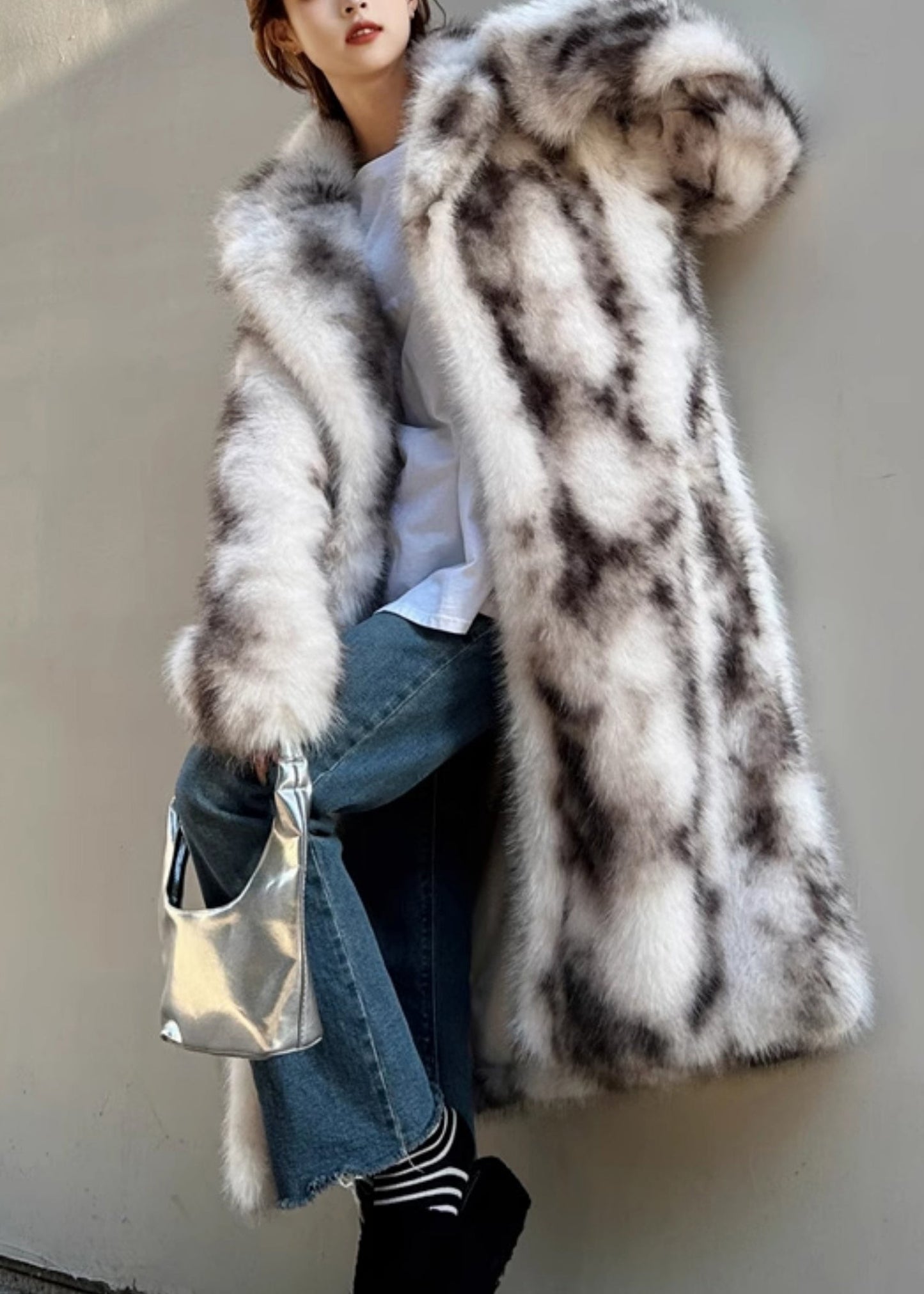 Elegantly Styled Coat for Everyday Wear