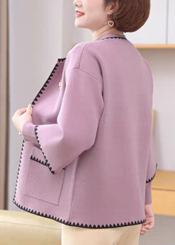 Well Tailored Sweater with a Graceful Silhouette