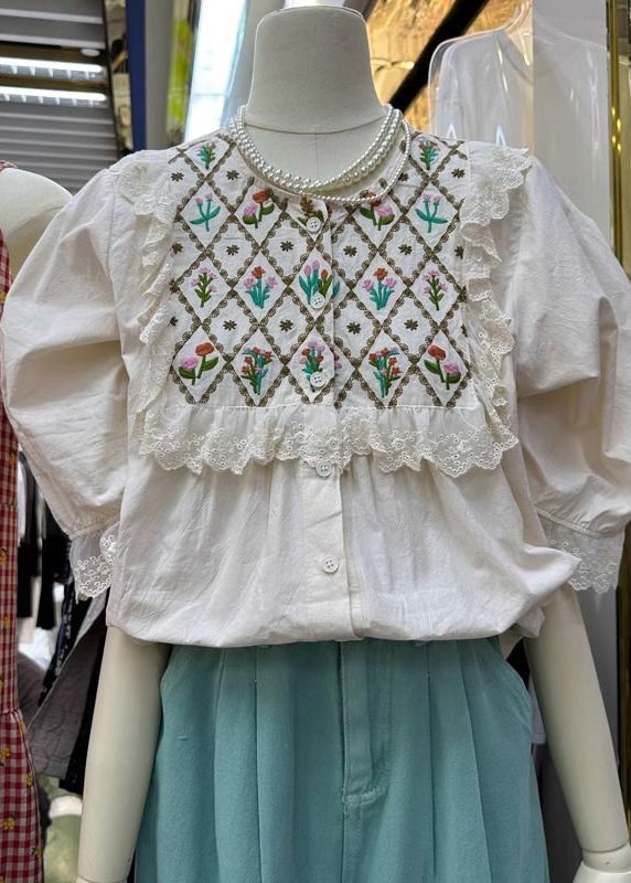 Effortlessly Elegant Shirt with a Timeless Design