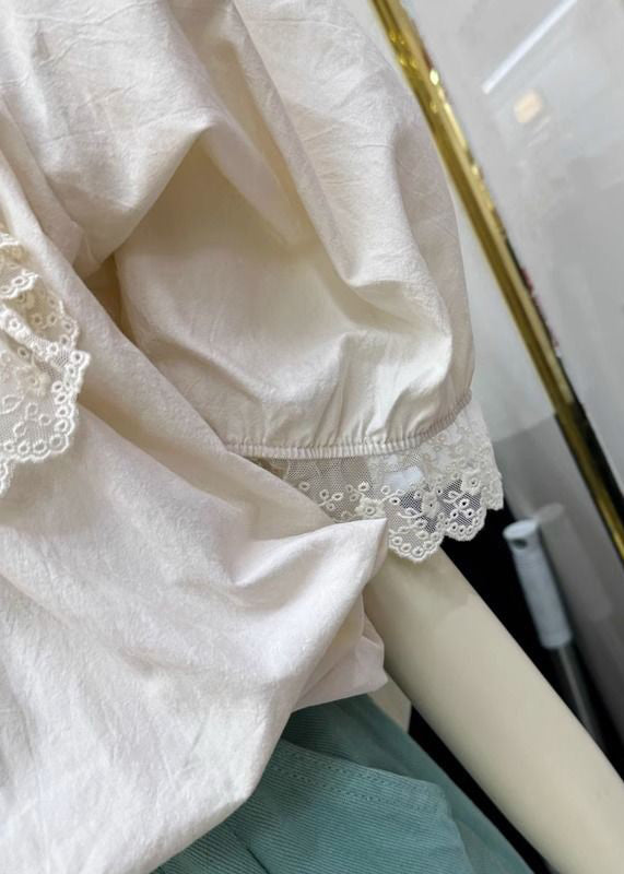 Effortlessly Elegant Shirt with a Timeless Design