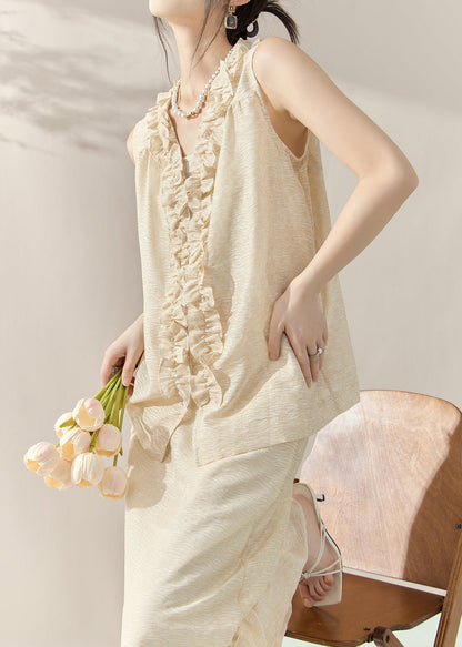Gracefully Styled Garment for Any Occasion