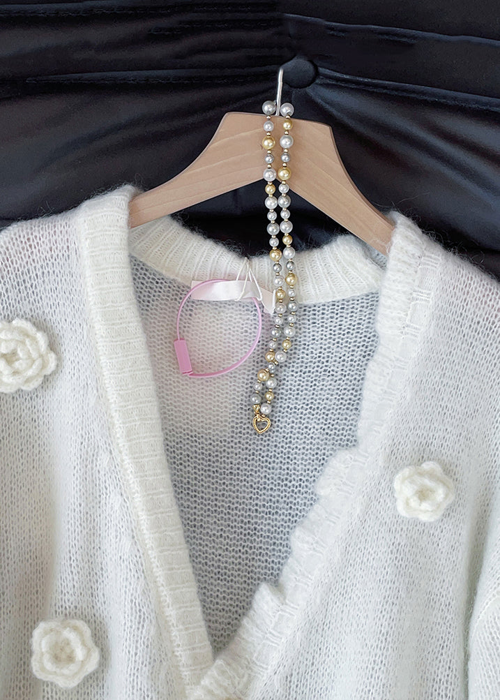 Well Tailored Cardigan with a Graceful Silhouette