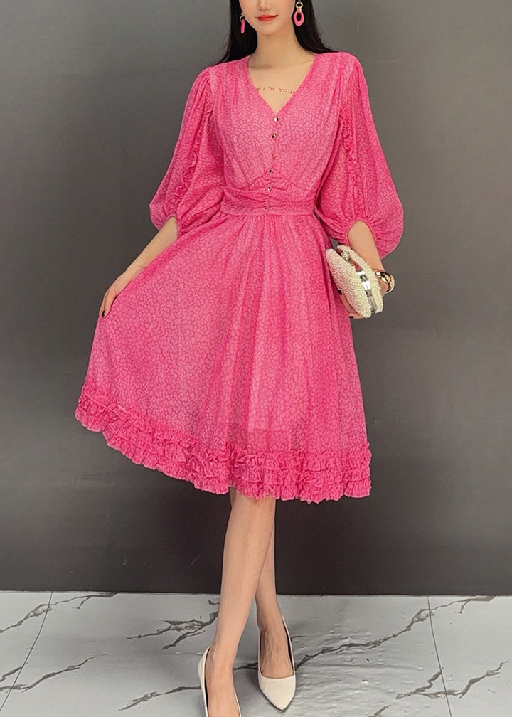Beautifully Finished Dress in a Timeless Design