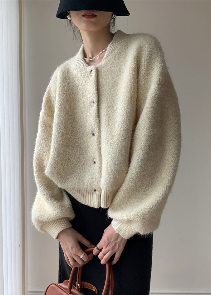 Classic Vintage Coat with a Flattering Fit
