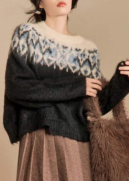 Elegantly Styled Sweater for Everyday Wear
