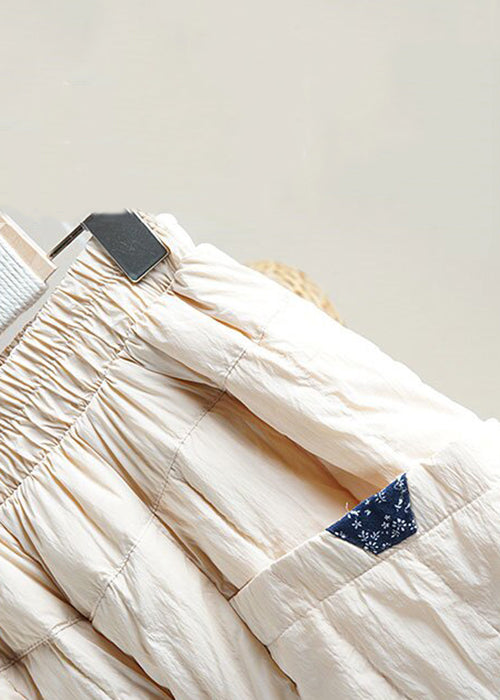 Well Tailored Pants with a Graceful Silhouette