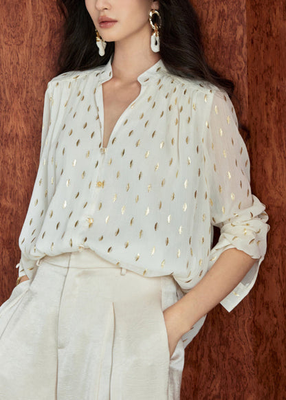 Effortlessly Elegant Shirt with a Timeless Design