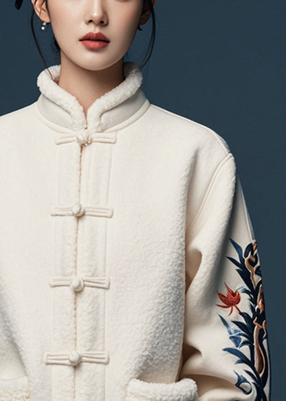 Sophisticated Coat with a Clean Classic Look