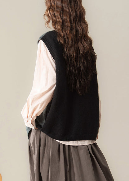 Sophisticated Top with a Clean Classic Look