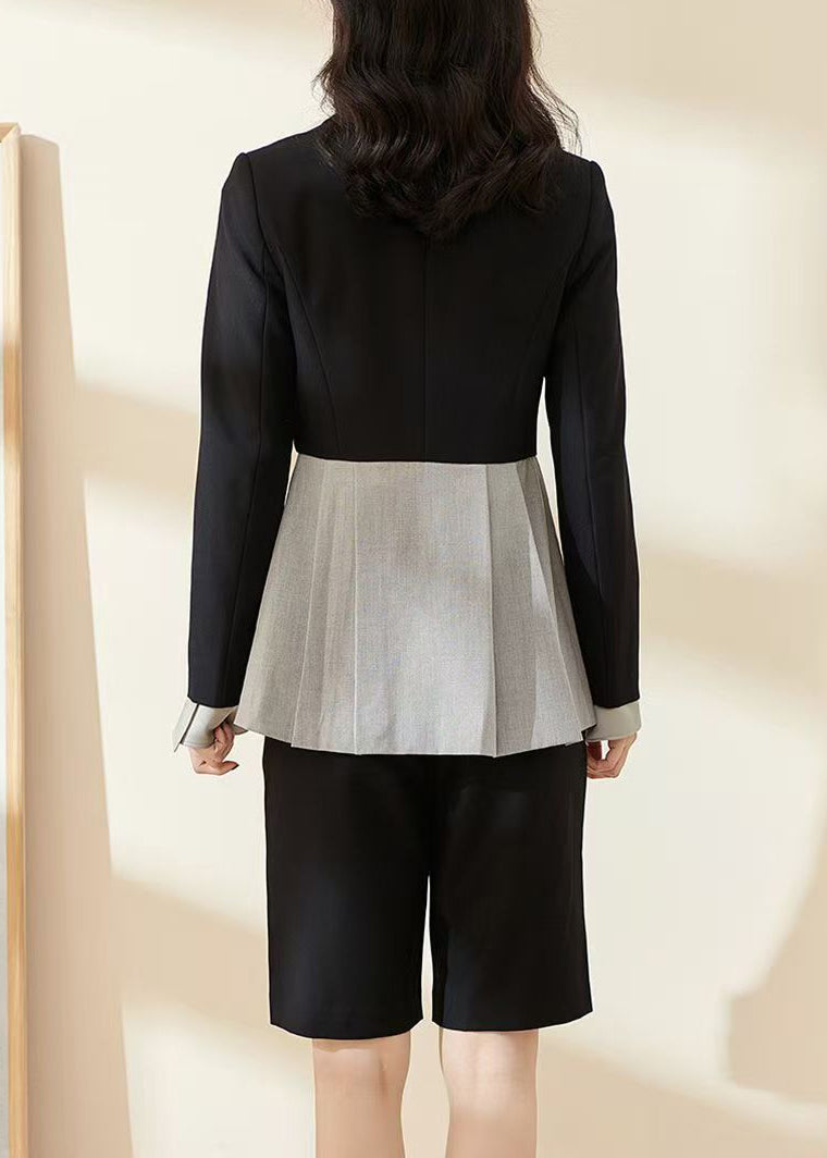 Classic Vintage Shirt with a Flattering Fit