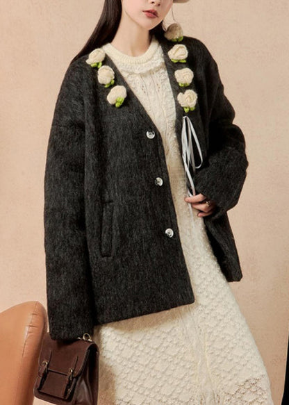 Effortlessly Elegant Coat with a Timeless Design
