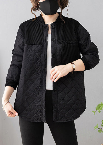 Well Tailored Coat with a Graceful Silhouette