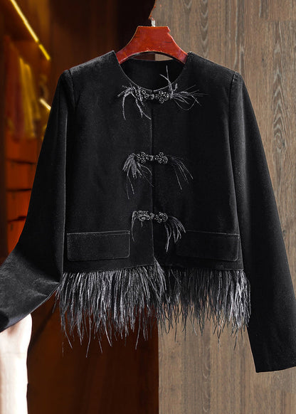Effortlessly Elegant Coat with a Timeless Design