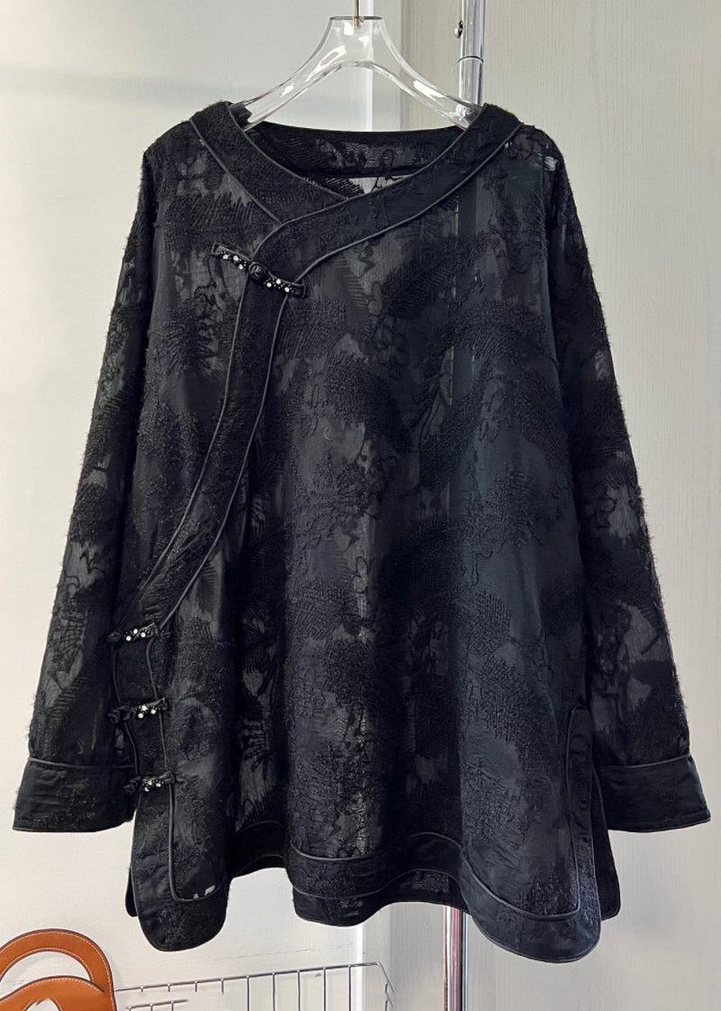 Polished Blouse with an Effortless Classic Look