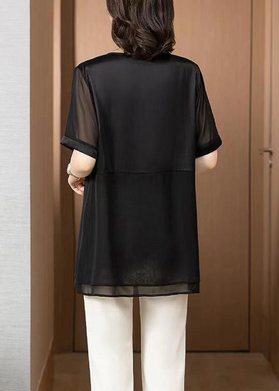 Classic Vintage Shirt with a Flattering Fit