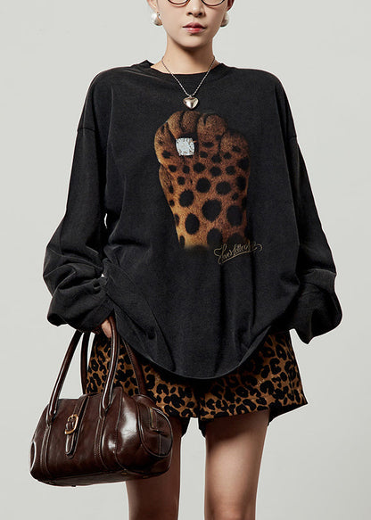 Classic Vintage Shirt with a Flattering Fit