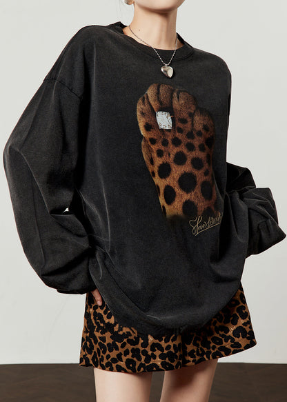 Classic Vintage Shirt with a Flattering Fit