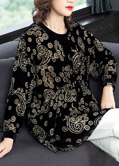 A Vintage Style Top with Delicate Timeless Details