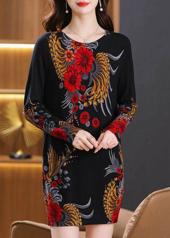 Well Tailored Sweater with a Graceful Silhouette