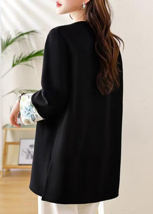 Well Tailored Shirt with a Graceful Silhouette
