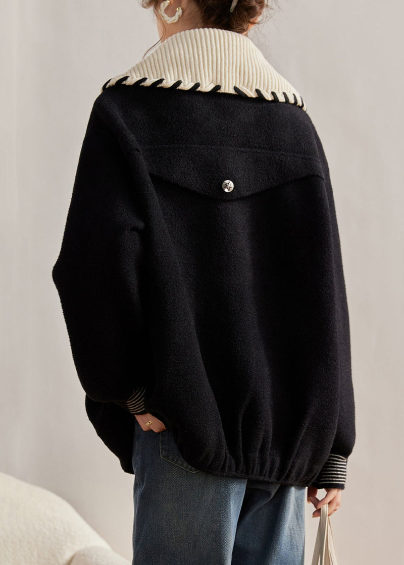 Effortlessly Elegant Coat with a Timeless Design