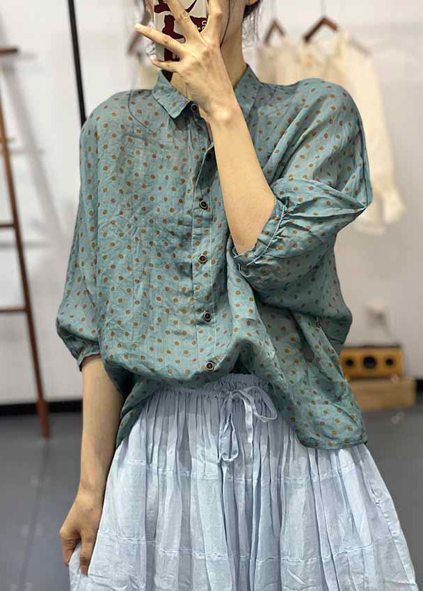 Classic Vintage & Enduringly Stylish Blouse
