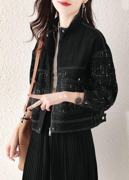 Well Tailored Coat with a Graceful Silhouette