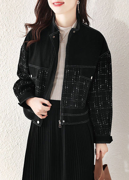 Well Tailored Coat with a Graceful Silhouette