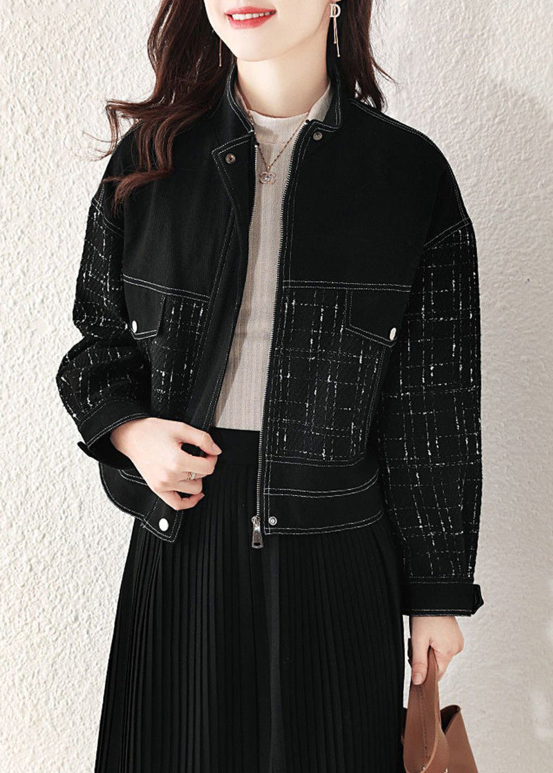 Well Tailored Coat with a Graceful Silhouette