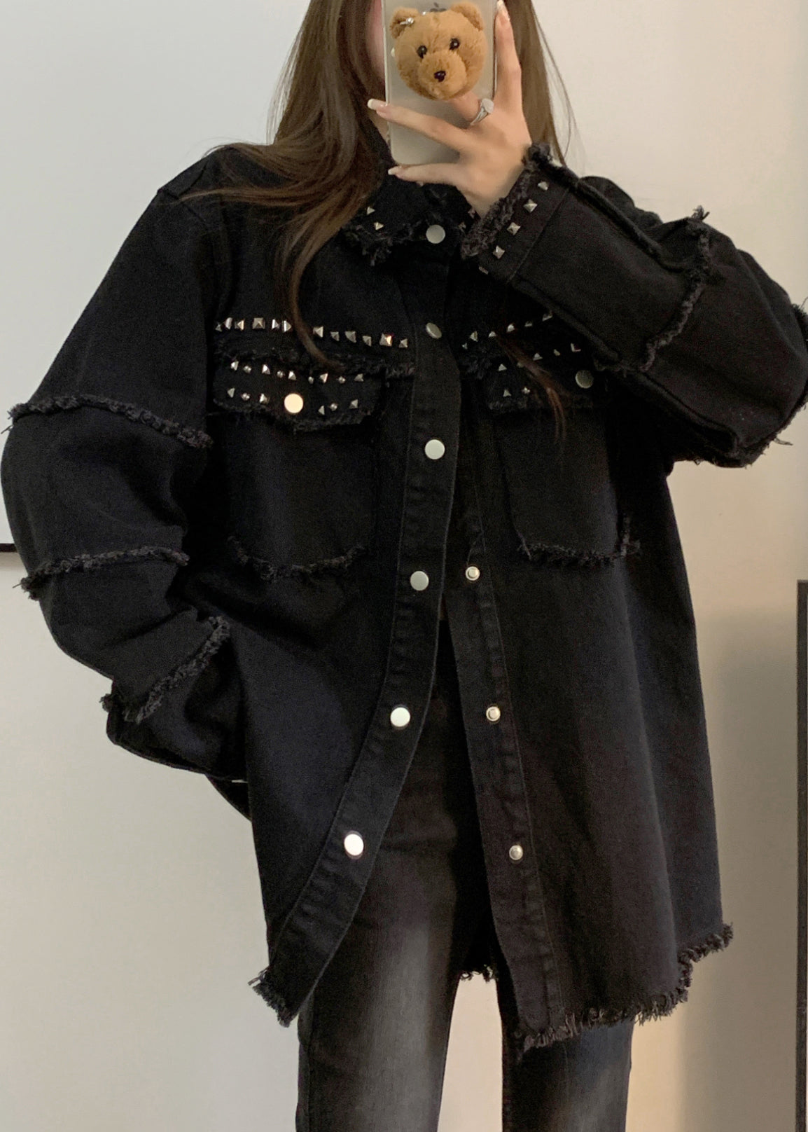 Effortlessly Elegant Coat with a Timeless Design