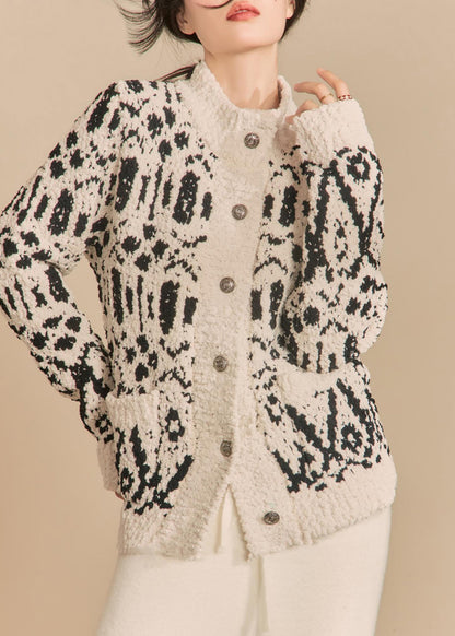 Beautifully Crafted Cardigan in a Classic Style