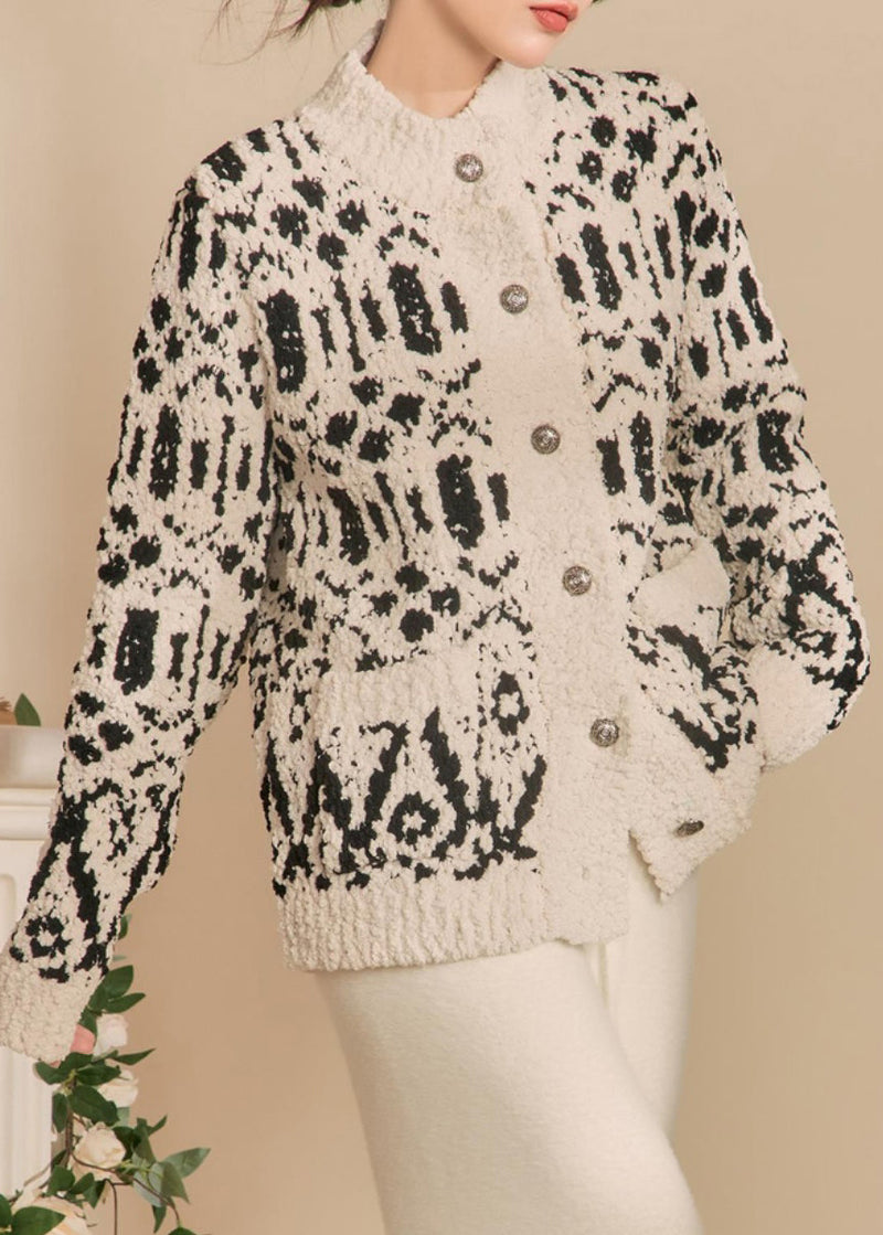 Beautifully Crafted Cardigan in a Classic Style