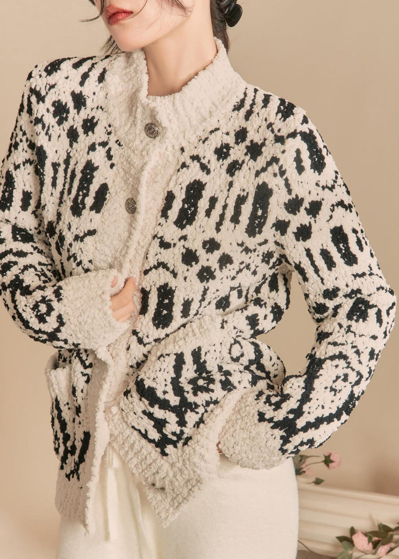 Beautifully Crafted Cardigan in a Classic Style