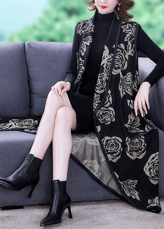Elegantly Styled Coat for Everyday Wear