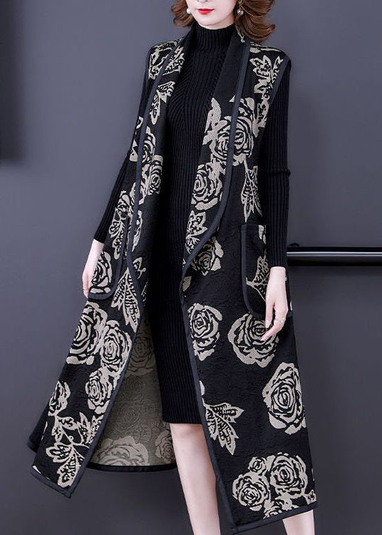 Beautifully Finished Coat in a Timeless Design