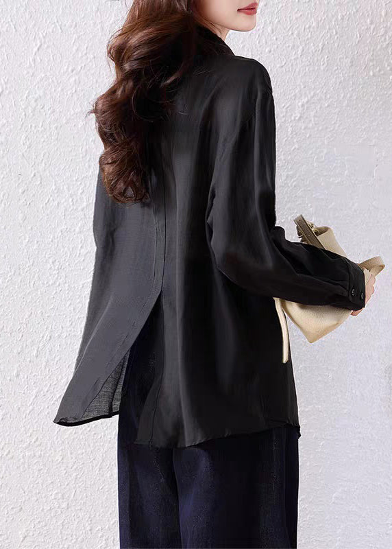 Well Tailored Shirt with a Graceful Silhouette