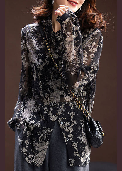A Vintage Style Top with Delicate Timeless Details